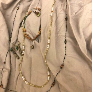 bundle 3 necklaces and earring set
